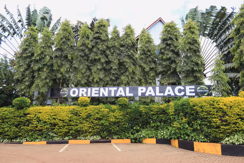 Oriental Palace front office image